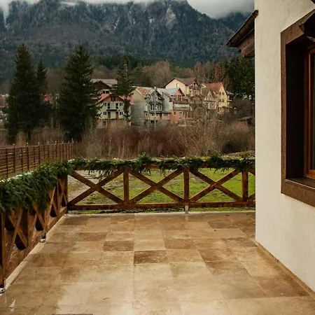 Casuta Doi Ponei Busteni