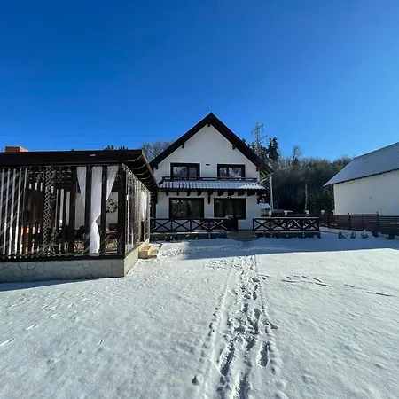 Casuta Doi Ponei Holiday home Busteni