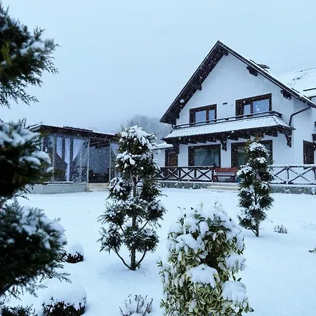 Holiday home Casuta Doi Ponei